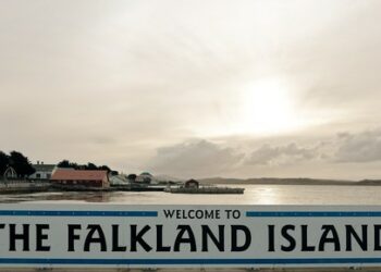 El Reino Unido respaldó a las empresas que operan en Malvinas y desafió a Milei