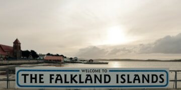 El Reino Unido respaldó a las empresas que operan en Malvinas y desafió a Milei