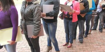 El desempleo subió al 7,9% y la informalidad alcanzó el 45%