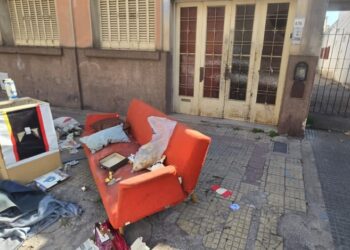 Empiezan a retirar pertenencias de la vivienda de Barrelier