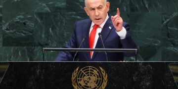 Entre abucheos, Netanyahu respaldó los ataques contra Irán