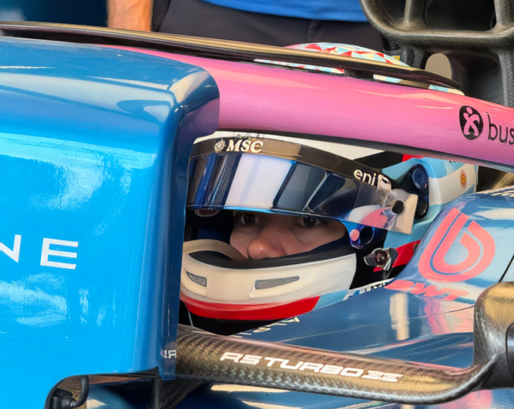 La dura sanción que recibió Colapinto tras su error en Azerbaiyán Colapinto recibió una sanción por el choque generado en el GP de Azerbaiyán.
