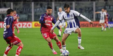Giovanni Baroni estará disponible para jugar el clásico con Talleres