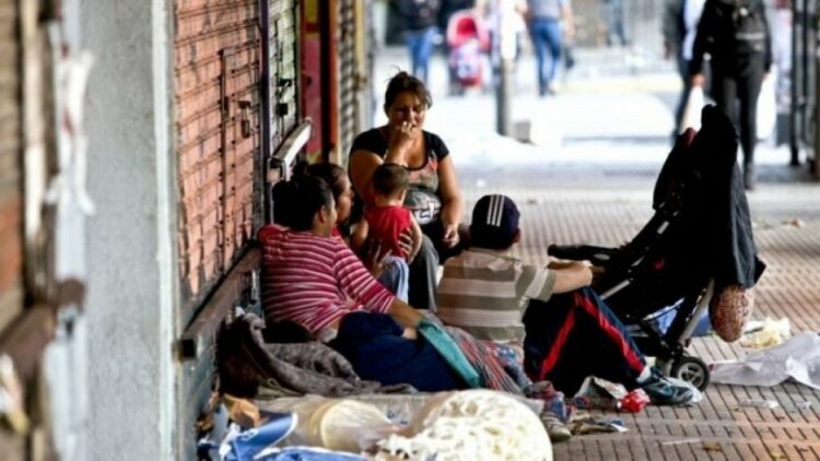 IDESA advirtió sobre los límites que encuentra el modelo de Milei "Para que la pobreza baje tiene que mejorar el empleo", afirmó IDESA.