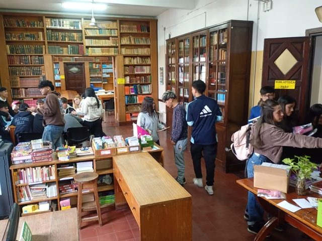 Los bibliotecarios pierden cargos en las escuelas de Córdoba Bibliotecas escolares de Córdoba.