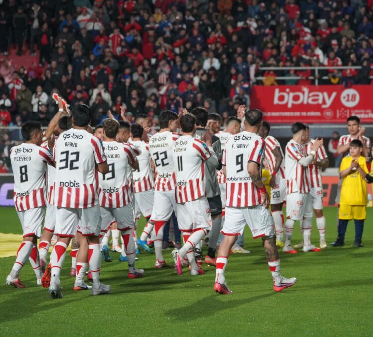 Instituto va por el liderazgo ante un Estudiantes RC golpeado Instituto va por el liderazgo ante un Estudiantes RC golpeado