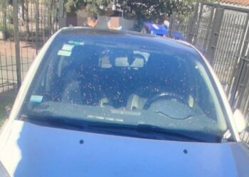 Intentó escapar de un control, chocó dos vehículos y terminó detenido
