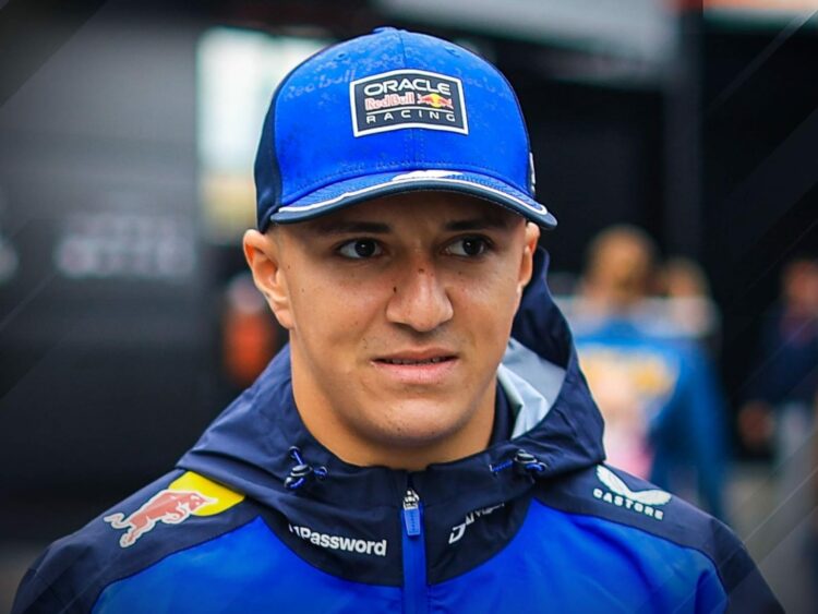 Isack Hadjar no se recuperó de su lesión y Liam Lawson seguirá en Red Bull