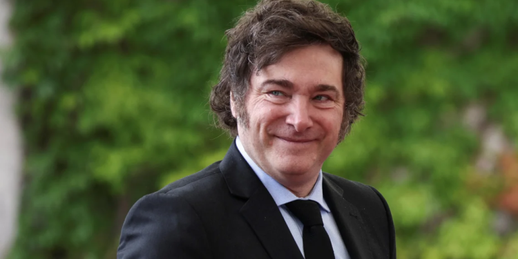 Milei afirmó que el riesgo país está debajo de 100 puntos, pero cotiza a 640 Javier Milei.