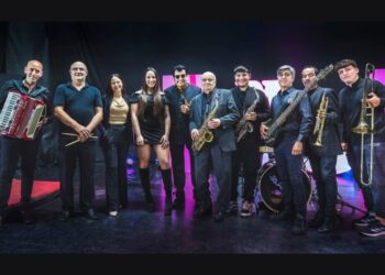 Kuky Arias celebra 70 años sobre los escenarios