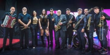 Kuky Arias celebra 70 años sobre los escenarios