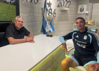La AFA confirmó que comenzaron las charlas entre Scaloni y Tapia por la renovación