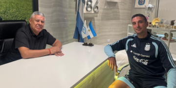 La AFA confirmó que comenzaron las charlas entre Scaloni y Tapia por la renovación La AFA confirmó que comenzaron las charlas entre Scaloni y Tapia por la renovación
