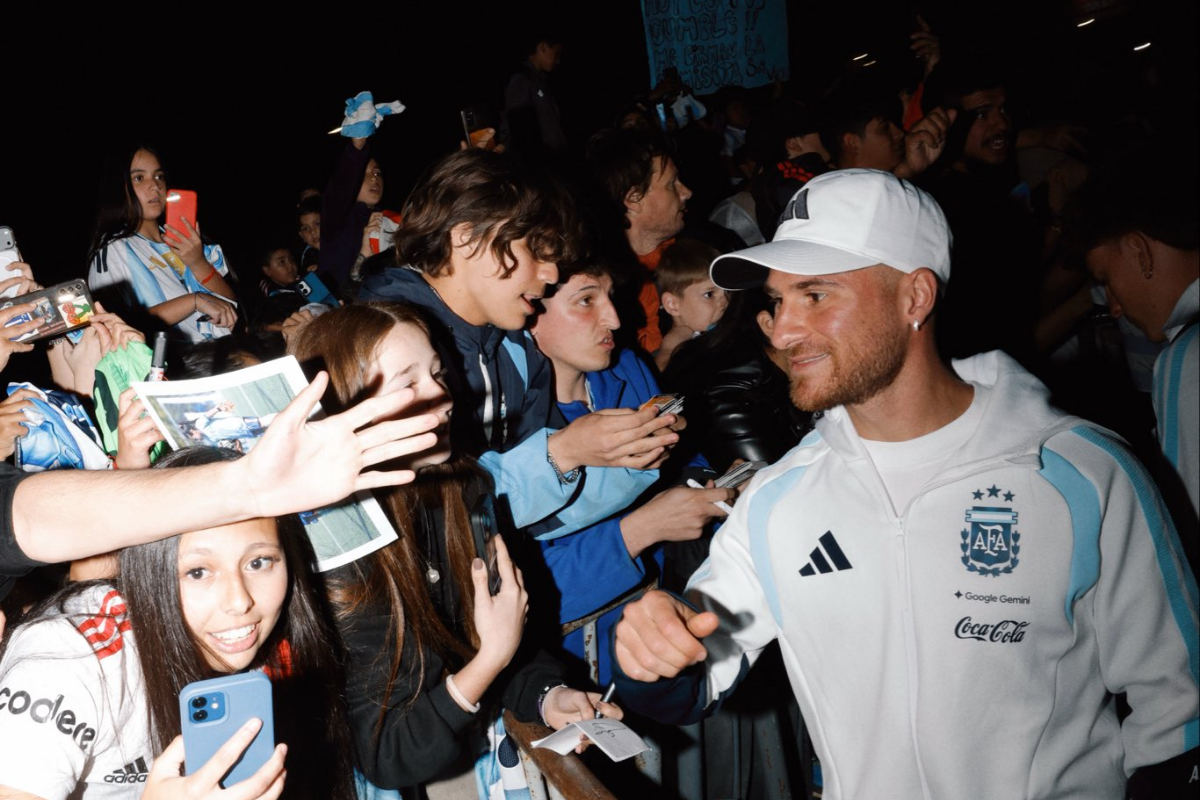 La Selección argentina agradeció el recibimiento de los hinchas cordobeses a través de sus redes sociales. (1)