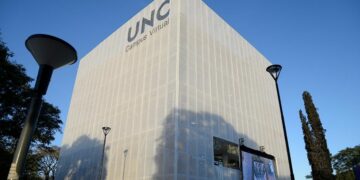 Programa Abanderados del Futuro: la UNC abrió la convocatoria para estudiantes de escuelas públicas de Córdoba.