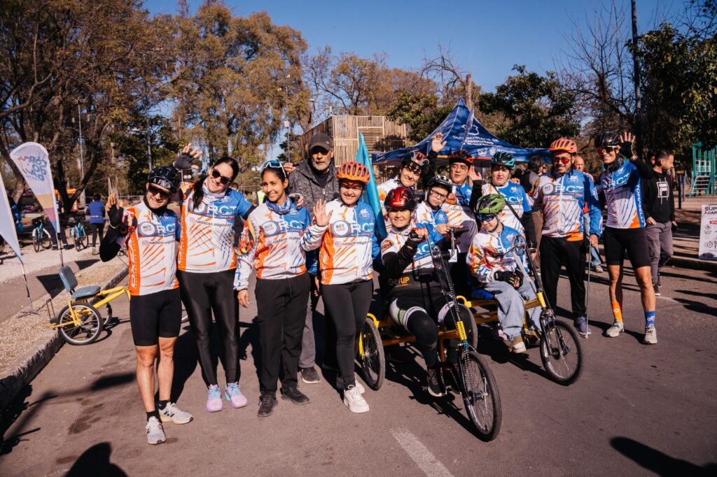 La ciudad sumó la primera experiencia de ciclismo urbano adaptado en el Parque Sarmiento