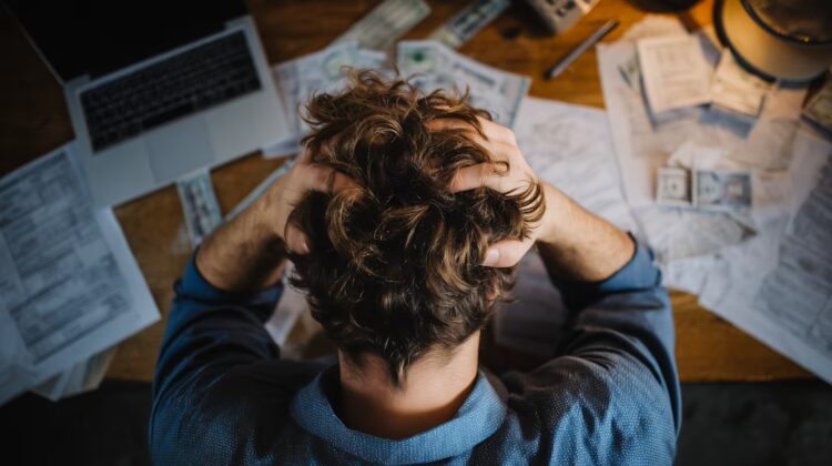 La mora de las familias llegó al 18% en julio y acumula 21 meses de subas La irregularidad alcanza al 26,6% de los deudores y supera el 31% en fintech y otras entidades no bancarias.