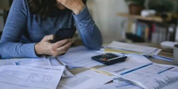 La mora familiar rozó el 13% y crece el recurso al crédito para llegar a fin de mes