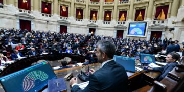 La oposición impuso su agenda en Diputados y obligó al oficialismo a ceder diputados