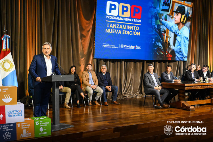 Llaryora lanzó una nueva edición del PPP, con 15.000 oportunidades laborales Llaryora lanzó una nueva edición del PPP, con 15.000 oportunidades laborales