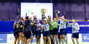 Las Murciélagas ganaron la final y levantaron la primera Copa América de la historia Las Murciélagas ganaron la final y levantaron la primera Copa América de la historia
