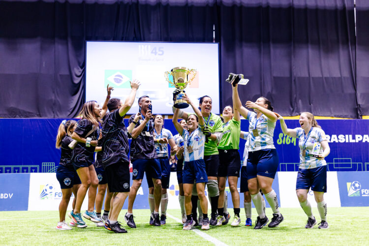 Las Murciélagas ganaron la final y levantaron la primera Copa América Las argentinas completaron un torneo perfecto con ocho goles y la valla invicta.