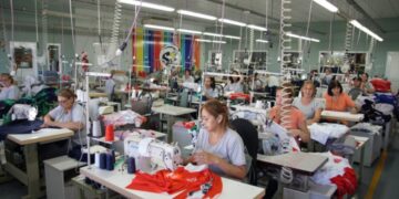 Las cooperativas textiles se agrupan para ganar escala y competir con las importaciones