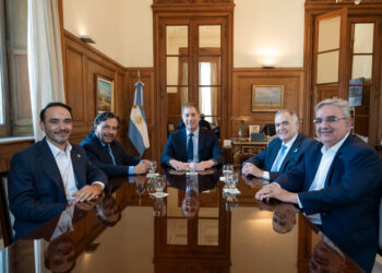 Las transferencias a las provincias mejoraron, pero Córdoba sigue rezagada