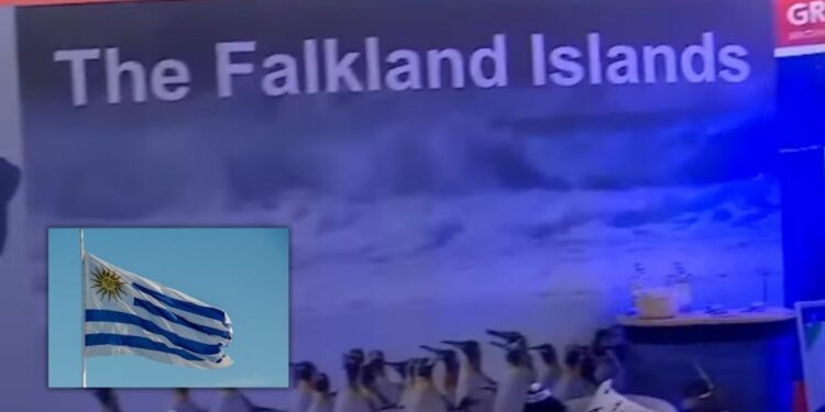 Malvinas: Argentina protestó ante Uruguay por un stand británico en la Expo Prado El stand de las Islas Malvinas en el pabellón británico de la Expo Prado de Uruguay Imagen: Captura Canal 12.