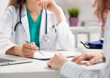Más de 1,2 millones de personas habrían perdido cobertura médica privada