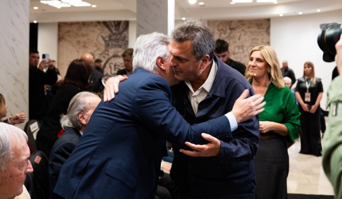 Sergio Massa y Martpin Llaryora.