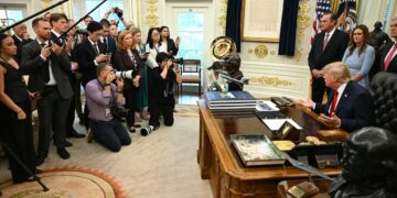 Medios estadounidenses demandaron a Trump por vetarlos en la Casa Blanca Medios estadounidenses demandaron a Trump por vetarlos en la Casa Blanca