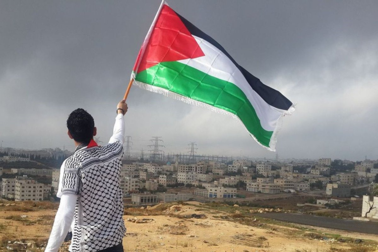 Palestina reclama el fin de la ocupación israelí y el derecho a construir un Estado independiente, en paz y con dignidad.