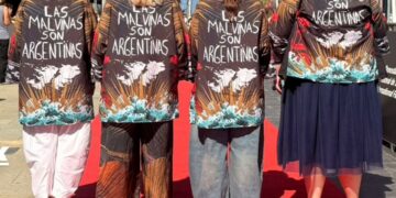 Las Malvinas, en el estreno de Mis muertos tristes Las Malvinas, en el estreno de Mis muertos tristes