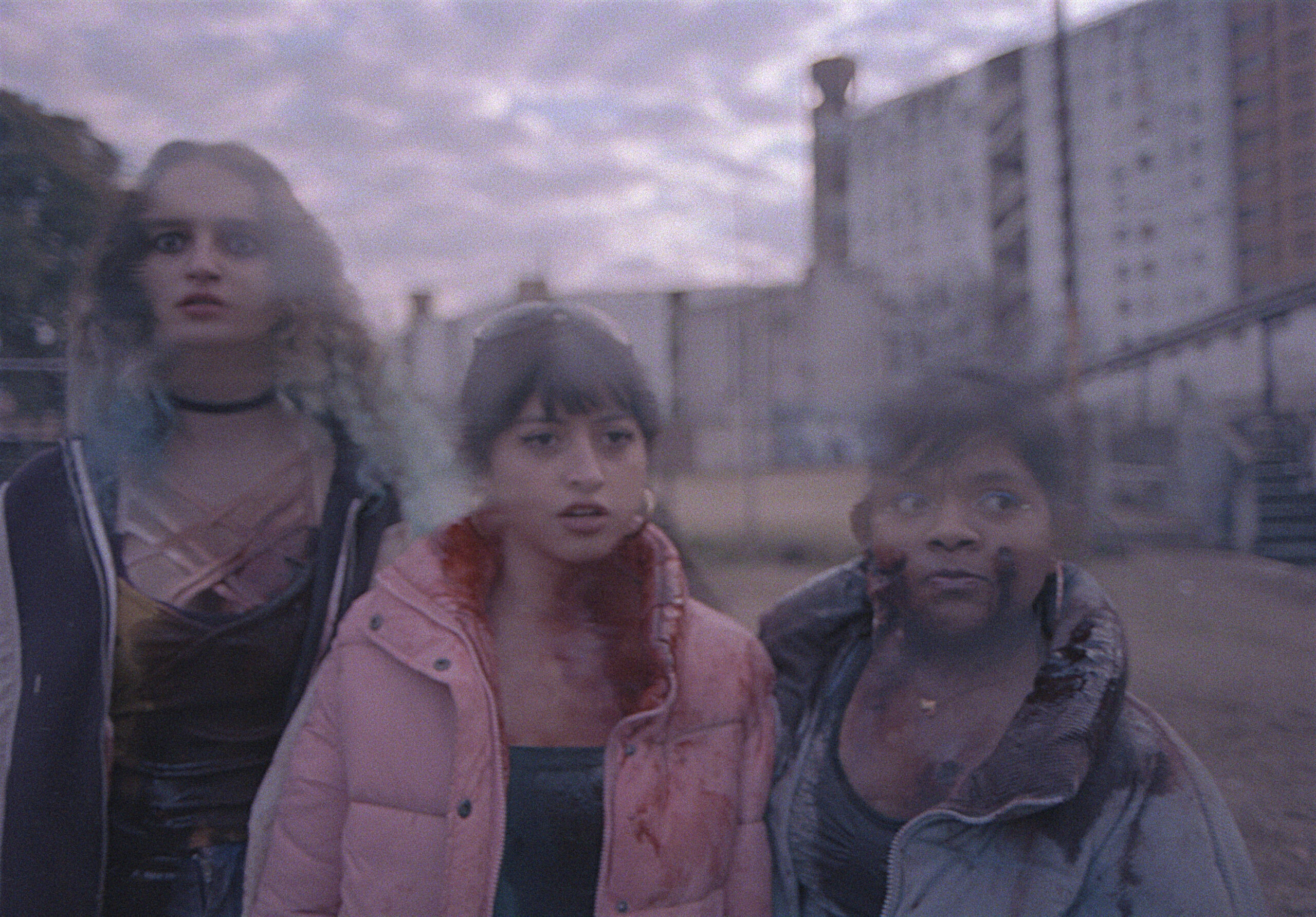 Las Malvinas, en el estreno de Mis muertos tristes