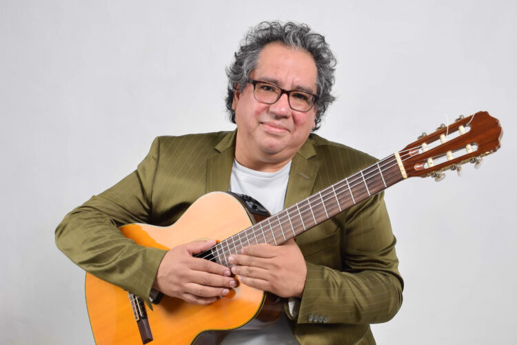 Pablo Lozano lleva su folklore al Teatro Real El espectáculo cuenta con producción general de Marco Cordero.