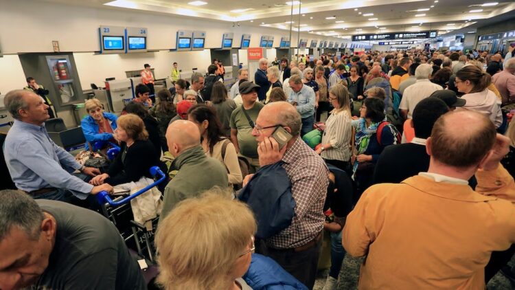 La medida gremial se realizará en dos franjas horarias y alcanzará a 27 terminales aéreas.