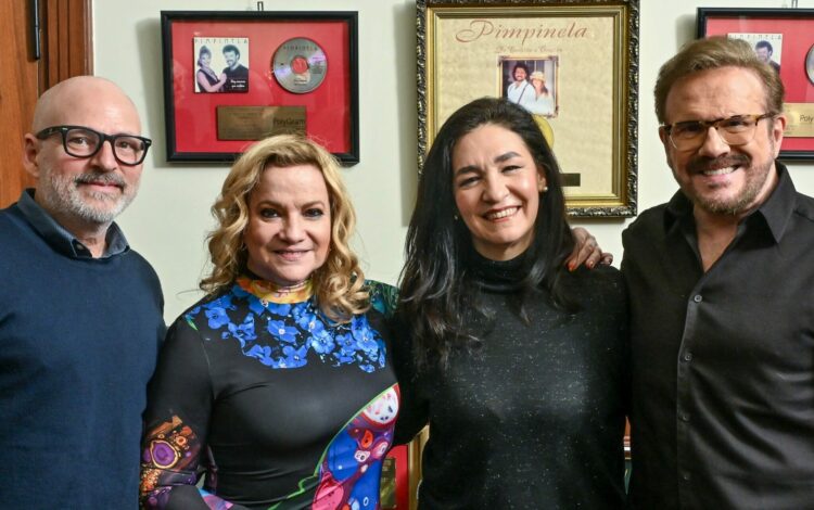 Pimpinela contará su historia en la pantalla grande Todavía no fueron anunciados los actores que interpretarán a los hermanos en las distintas etapas de sus vidas. Gentileza de foto: @duopimpinela.