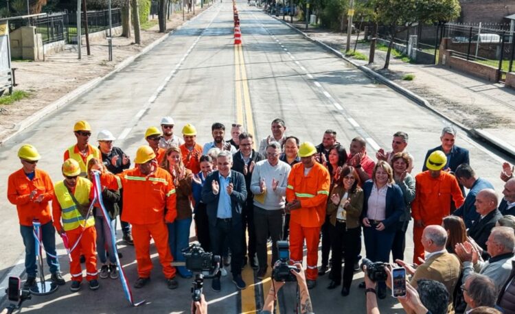 Quedó habilitado el primer tramo de las obras viales y cloacales en la avenida Bodereau obra
