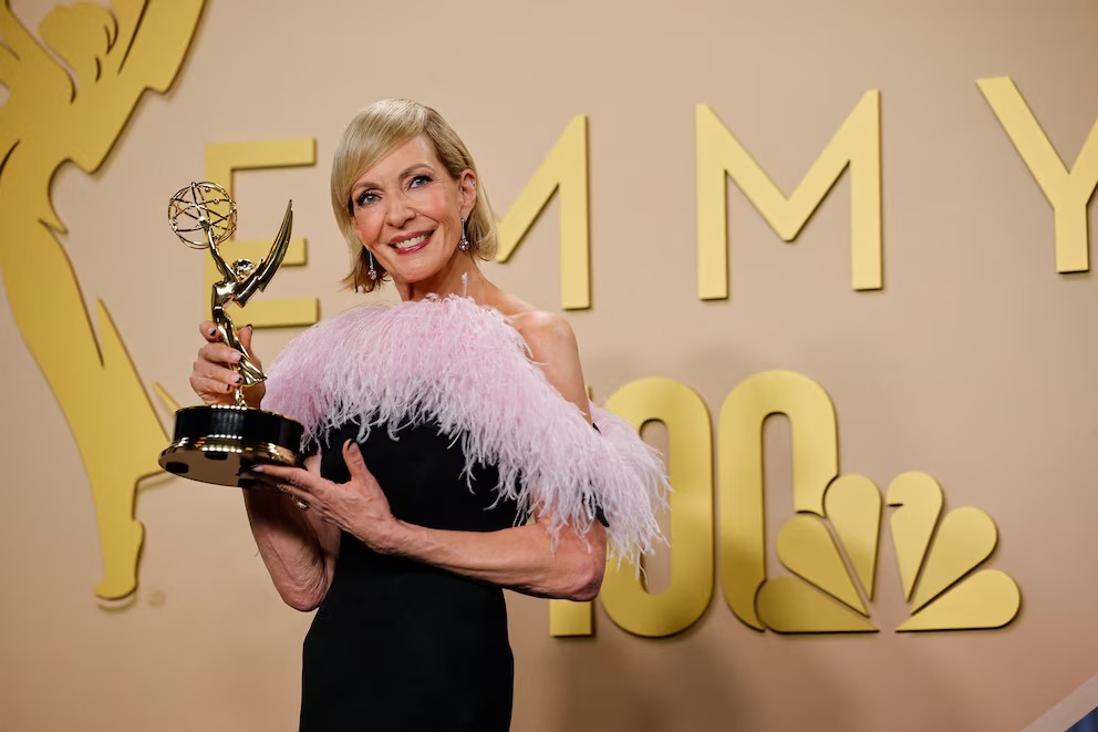 Los Emmy consagraron a Widow’s Bay y The Pitt como las grandes series de la noche Los Emmy consagraron a Widow’s Bay y The Pitt como las grandes series de la noche