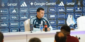 Scaloni en conferencia: “las ganas de seguir”, el capitán post Messi y el recambio