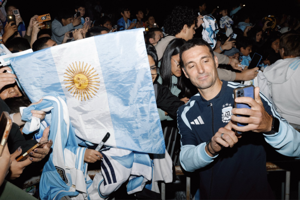 “¡Gracias Córdoba por tanto amor!”: el mensaje de la Selección argentina tras su llegada a la ciudad.