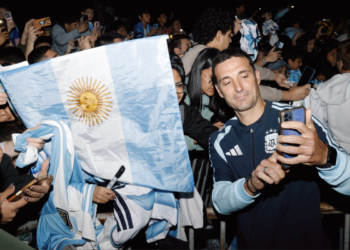“¡Gracias Córdoba por tanto amor!”: el mensaje de la Selección argentina tras su llegada a la ciudad.
