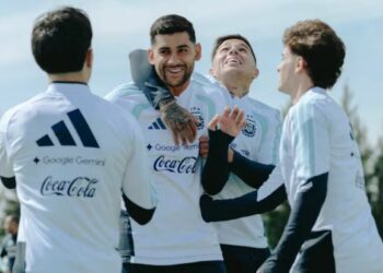 La Selección argentina comienza la parte más exigente de su preparación para el amistoso ante Bolivia. (Foto: @Argentina).