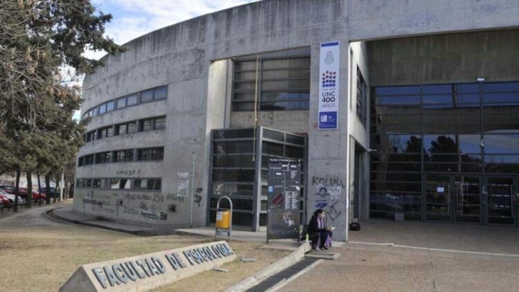 Semana Amarilla en Córdoba: la UNC lanzó una agenda comunitaria por la salud mental salud mental