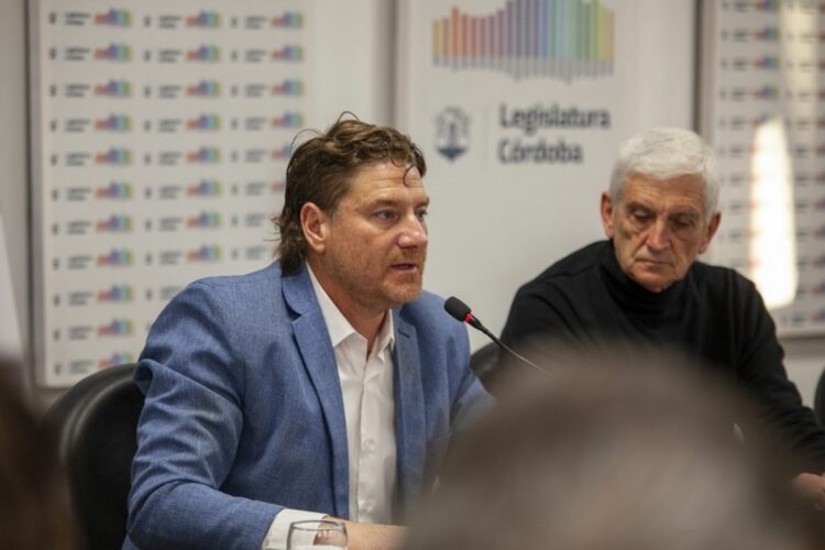 Legislador de Hacemos Unidos por Córdoba Leonardo Limia.