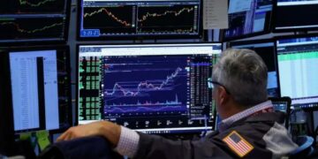 Subió el riesgo país y cerró la semana en el nivel más alto desde mediados de agosto