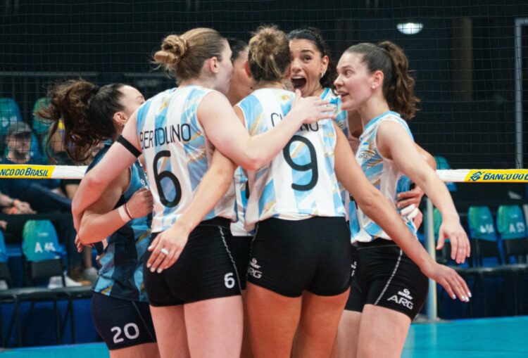 Argentina se mantiene firma en la cima del campeonato.