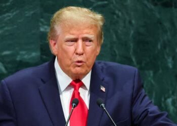 Trump amenazó con «aniquilar» a Irán y defendió su gestión de los conflictos mundiales