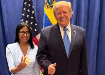Trump se reunió por primera vez con Delcy Rodríguez